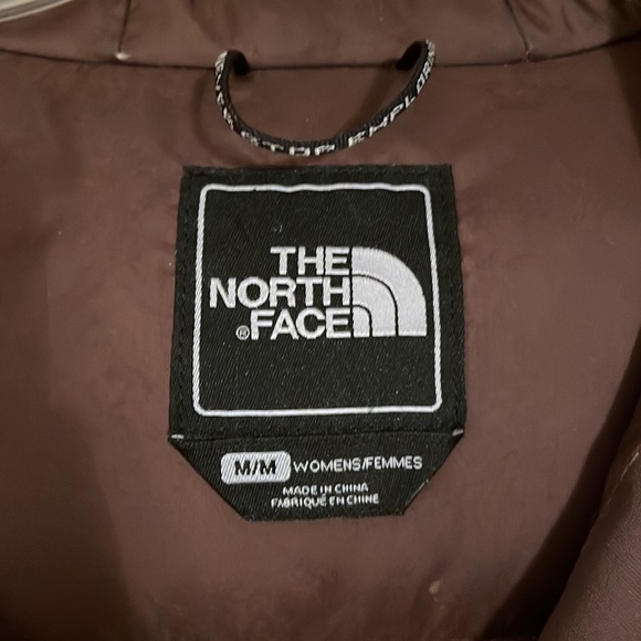 The North Face HyVent Belted Goose Down Parka - Picture 4 of 6